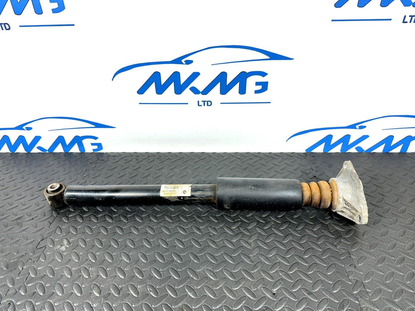 14-21 BMW 2 SERIES F45 F46 GENUINE REAR SHOCK ABSORBER FITS BOTH SIDES 6857465