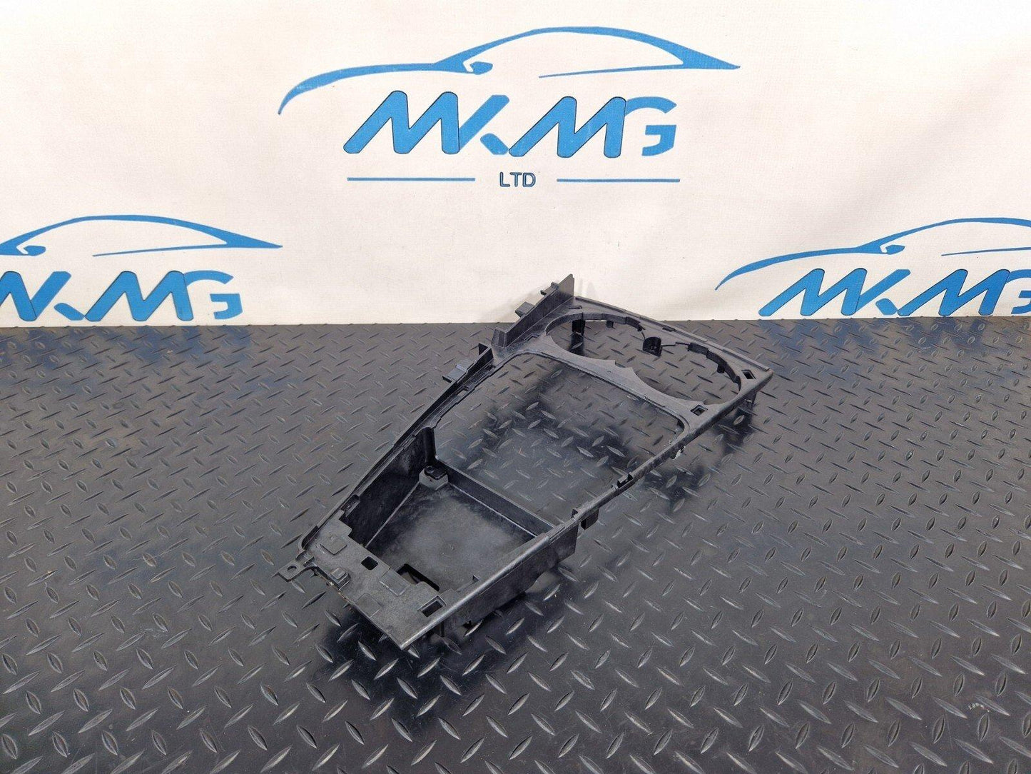 16-19 AUDI A4 B9 S-LINE OEM CENTRE CONSOLE TRIM 8W2864261