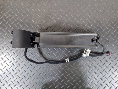 10-13 BMW X5 E70 LCI GENUINE BLUETOOTH ARMREST CRADLE SNAP 920194601