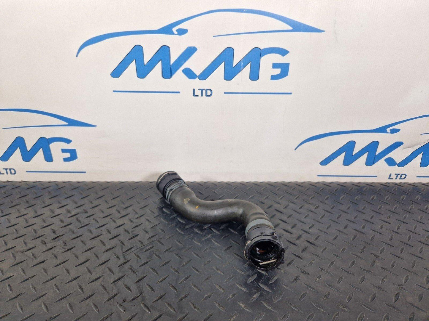 16-19 AUDI A4 B9 2.0TDI DEU DIESEL ENGINE WATER COOLANT PIPE HOSE 8W0122101H