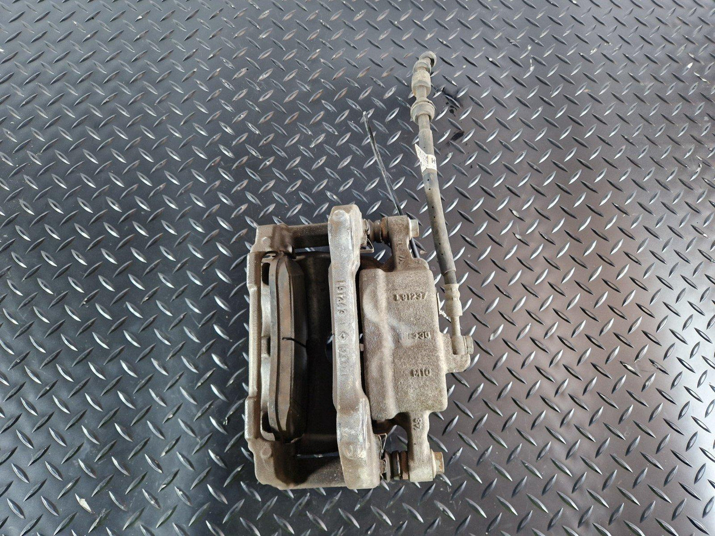 19-ON RANGE ROVER EVOQUE L551 GENUINE FRONT LEFT N/S BRAKE CALIPER M8D2-2B119-AB