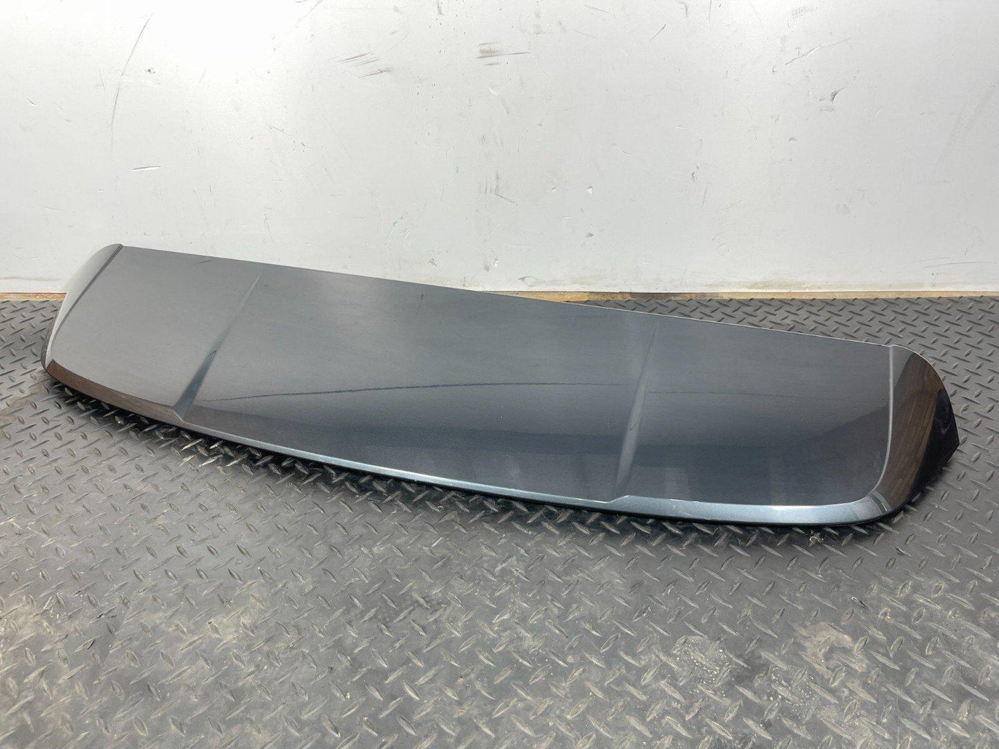 16-19 AUDI A4 B9 ESTATE GENUINE TAILGATE SPOILER IN GREY (LX7L) 8W9827933