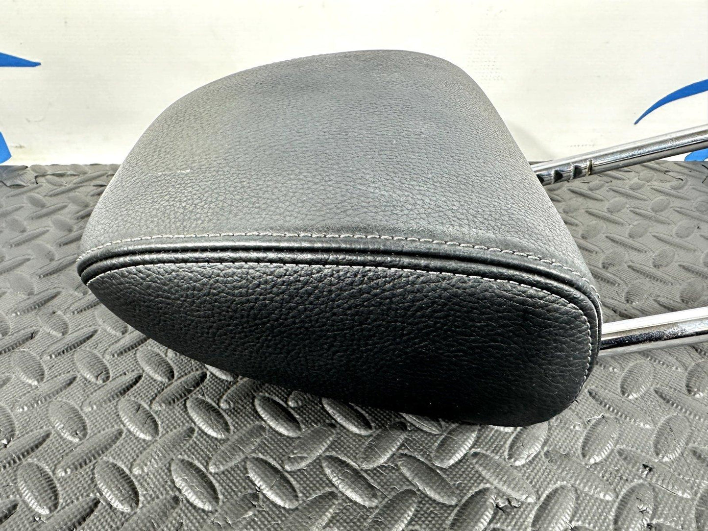 14-21 BMW 2 SERIES GRAN TOURER F45 F46 FRONT RIGHT OR LEFT SIDE HEADREST 3001512