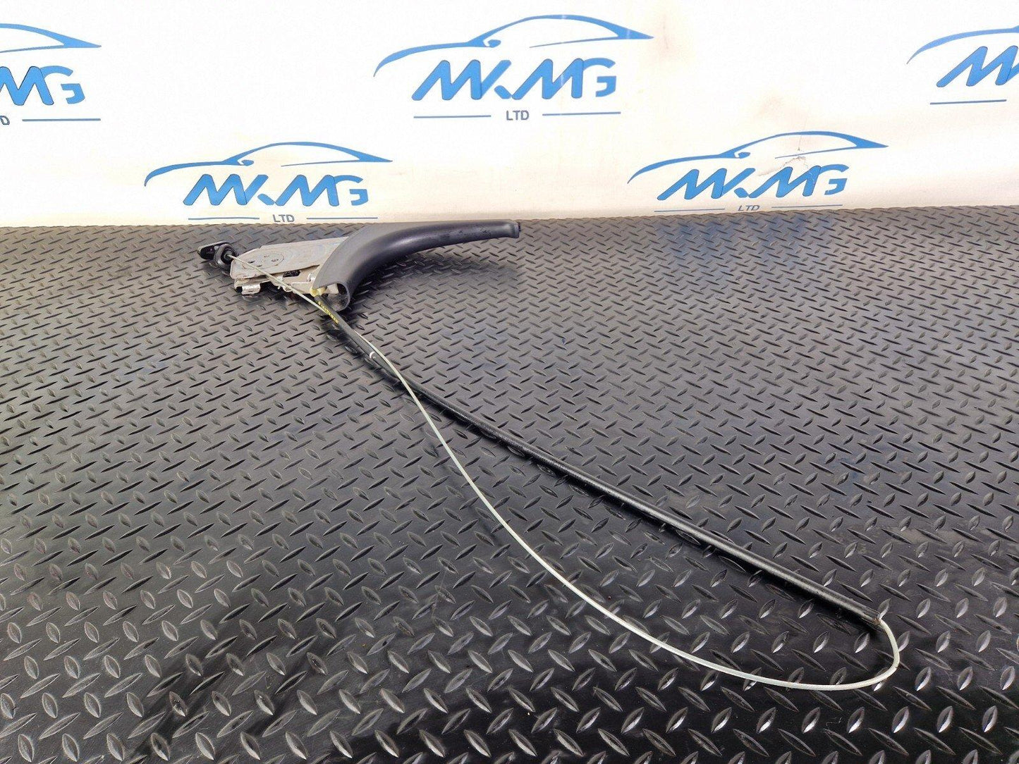 18-ON MERCEDES BENZ SPRINTER W907 W910 HANDBRAKE LEVER WITH CABLE A9064200212
