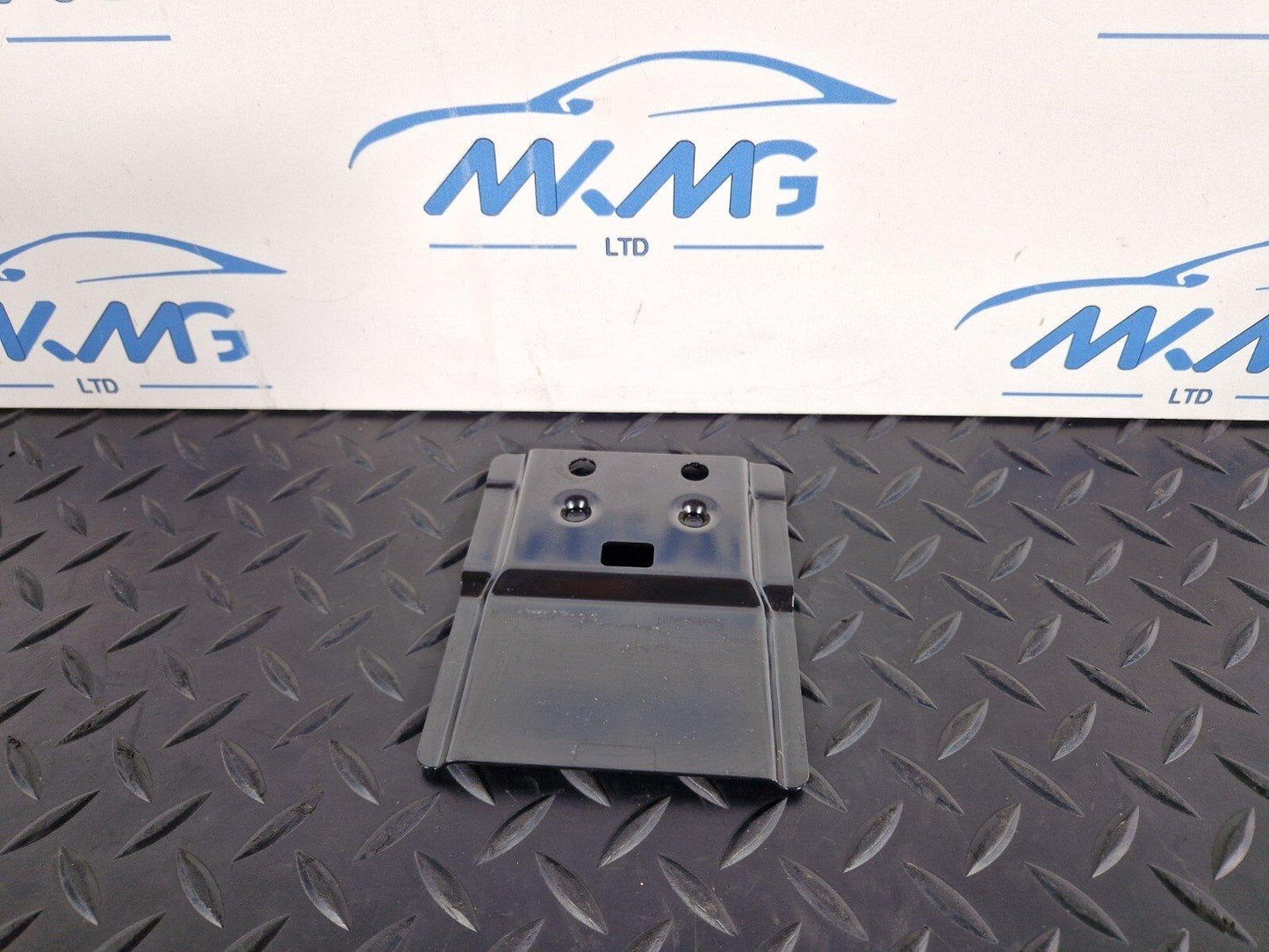 16-23 AUDI S5 A5 S-LINE GENUINE BRACKET MOUNT PLATE 8W0863253