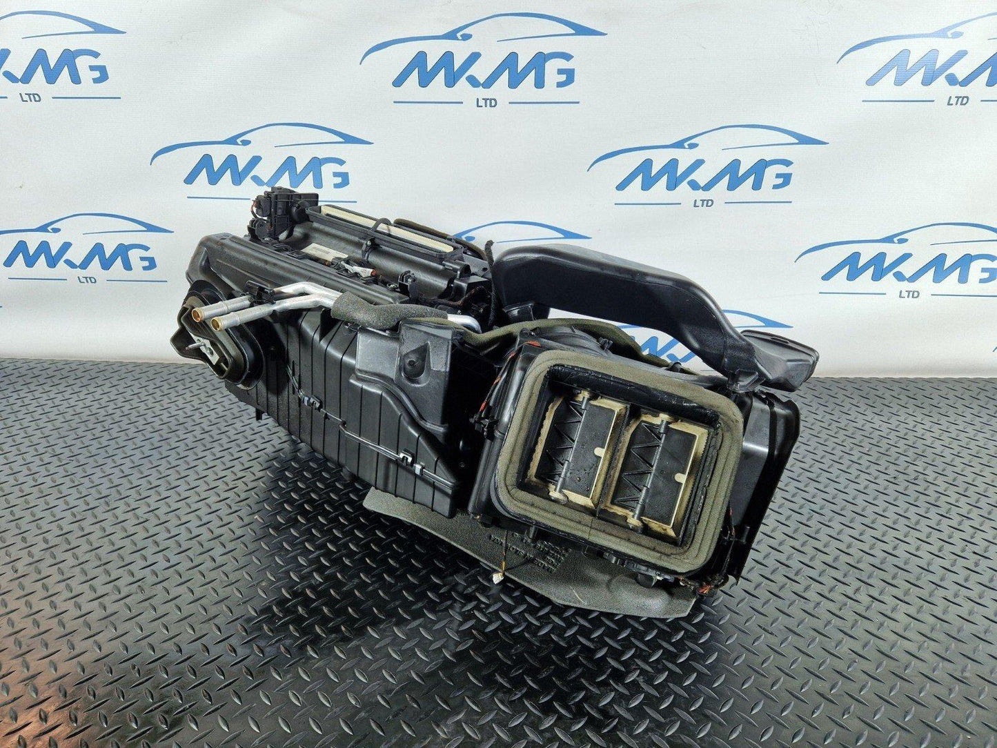 16-19 AUDI A4 B9 GENUINE HVAC HEATER MATRIX CORE ELEMENT 8W2816001B