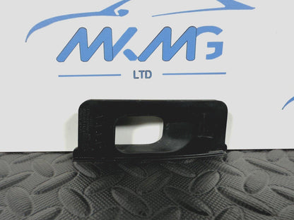 16-19 AUDI A4 B9 SALOON GENUINE FRONT RIGHT REINFORCEMENT BEAM SEAL 8W0819142A
