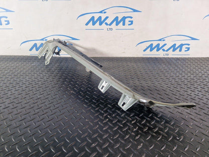 10-15 AUDI Q7 4L GENUINE FRONT LEFT N/S FENDER WING MOUNT BRACKET 4L0805157B