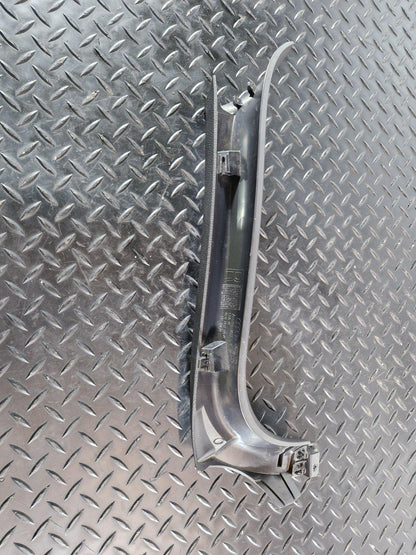 10-15 AUDI Q7 4L REAR RIGHT TAIL GATE LIFTGATE UPPER TRIM PANEL 4L0867608