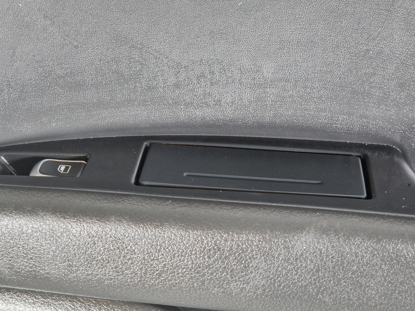 10-18 AUDI A7 4G S-LINE GENUINE REAR RIGHT DOOR CARD PANEL COVER 4G8867306