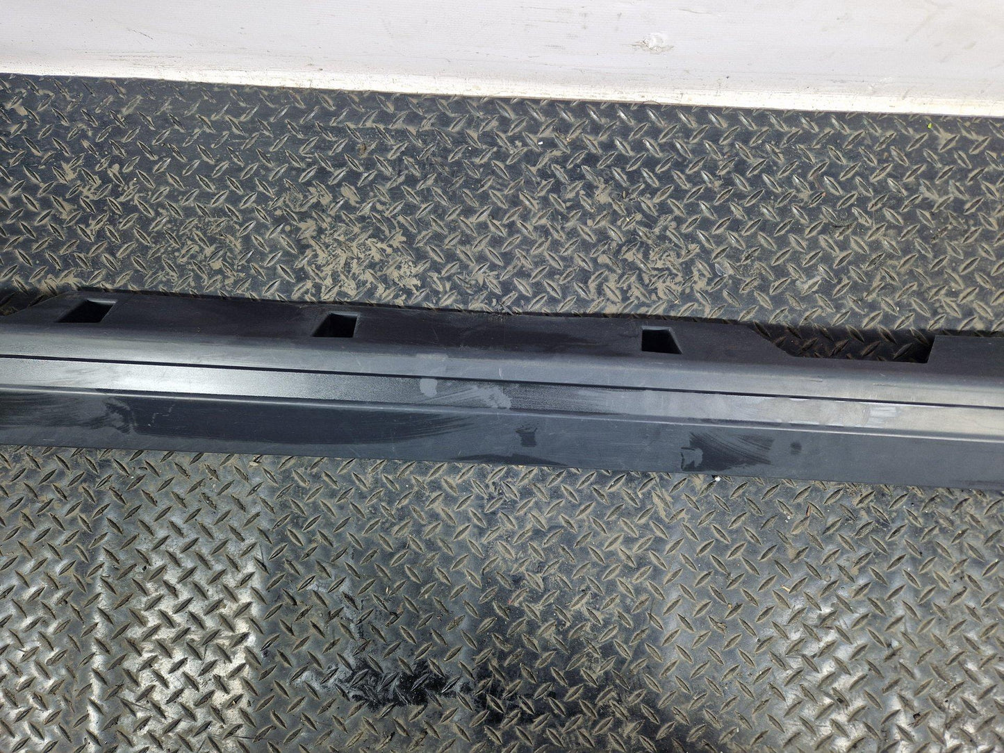 Land Rover Discovery Sport Side Skirt Sill Right Side Genuine FK7210154AD