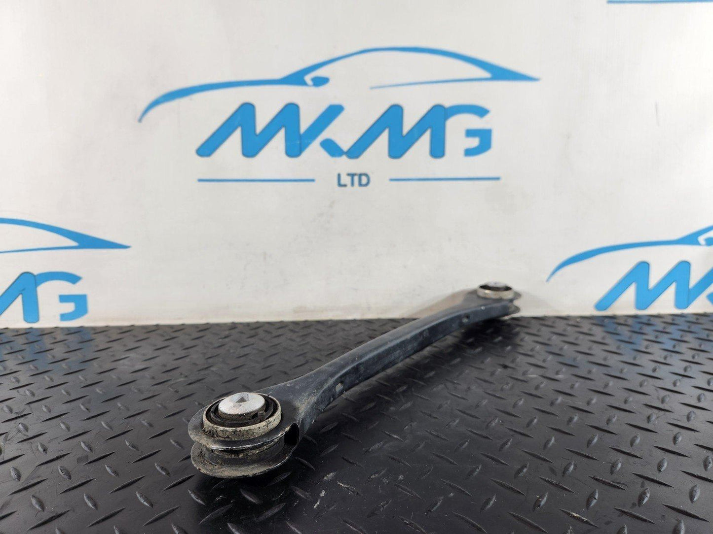 16-20 AUDI Q7 4M GENUINE OEM REAR RIGHT O/S LOWER CONTROL ARM 4M0505292D