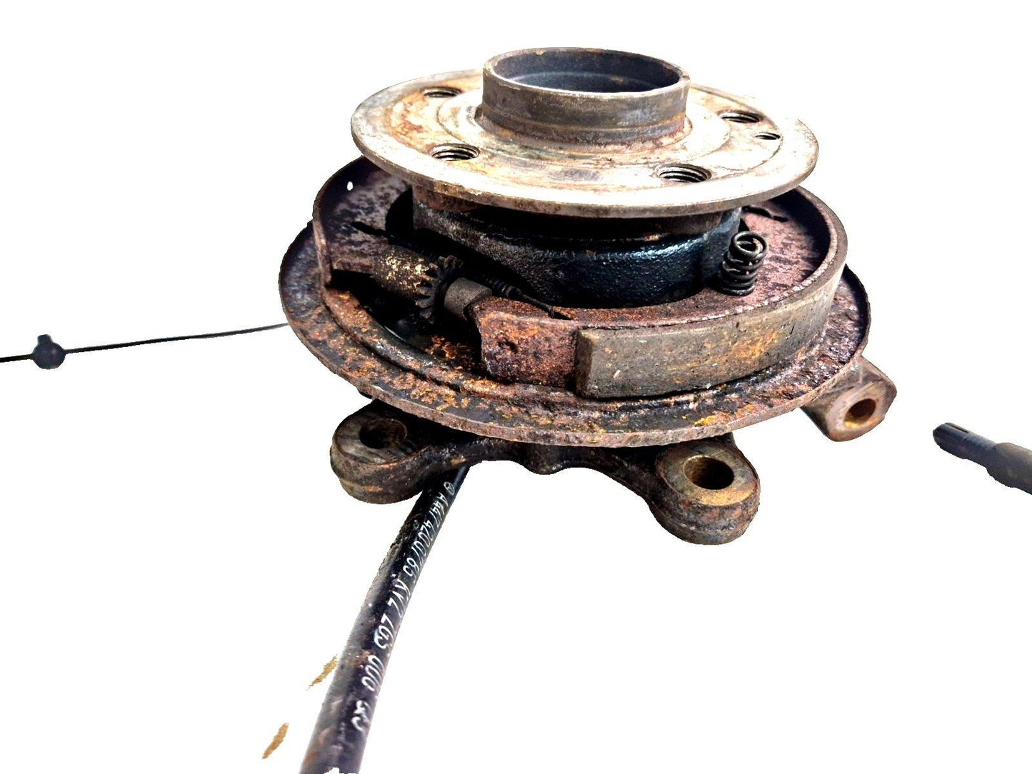 14-23 MERCEDES BENZ VITO W447 REAR RIGHT WHEEL HUB SPINDLE A4473570106