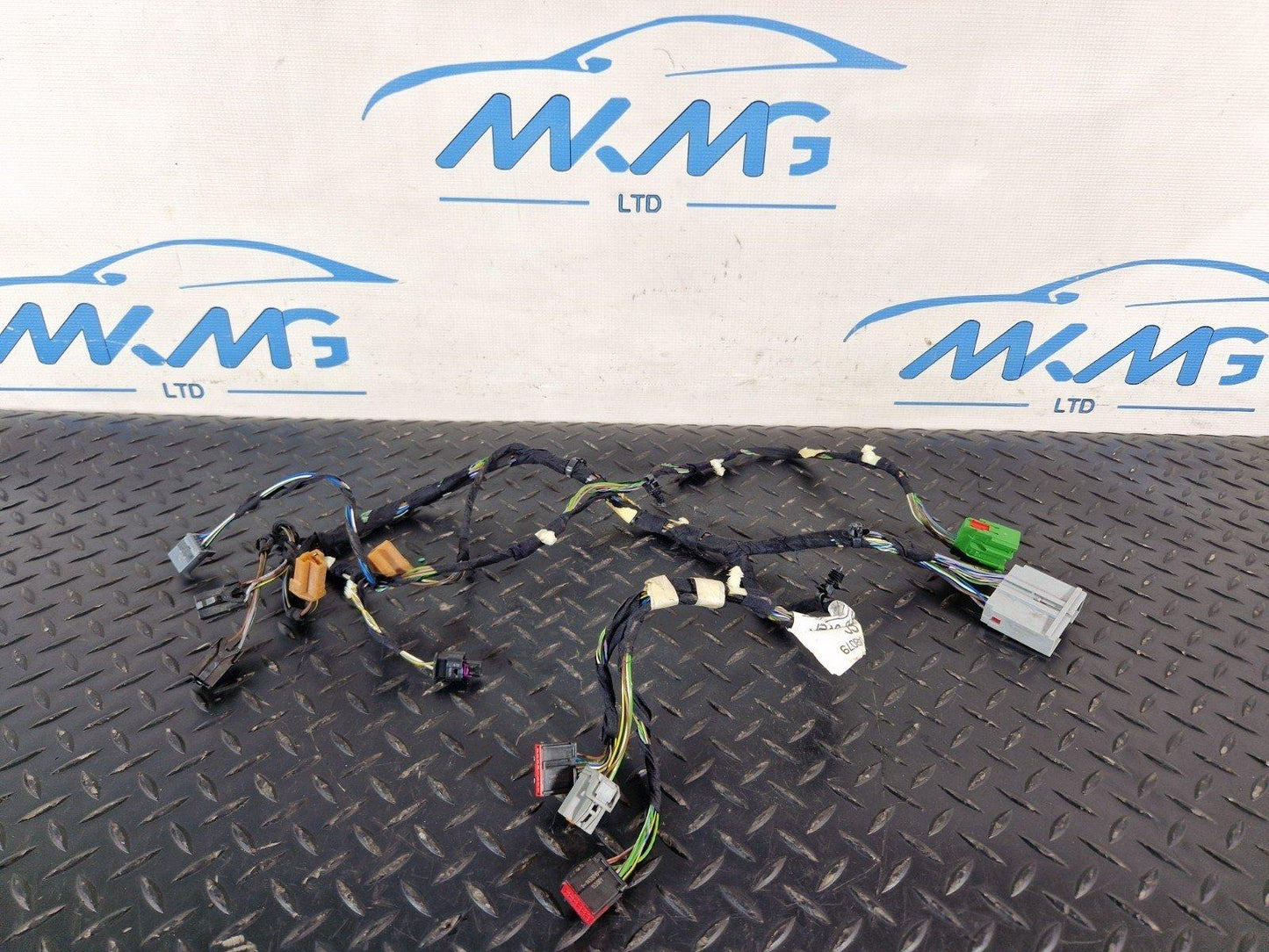 14-19 LAND ROVER L550 DISCOVERY FRONT CENTER CONSOLE  WIRING LOOM FK72-14B079