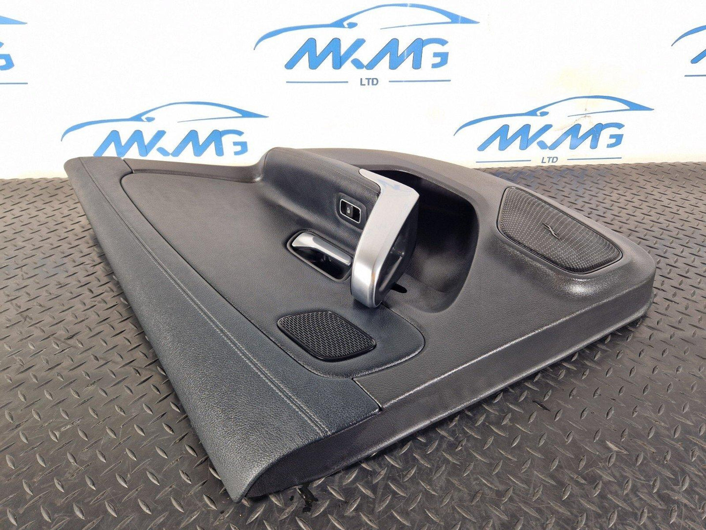 19-ON MERCEDES BENZ CLA C118 REAR RIGHT DOOR LEATHER CARD A1187308600