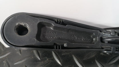 MERCEDES A-CLASS W177 V177 FRONT LEFT PASSENGER SIDE WINDSCREEN WIPER ARM *B114