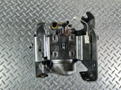19-ON RANGE ROVER EVOQUE L551 GENUINE FUEL FILTER HOUSING M8D2-9D202-AF