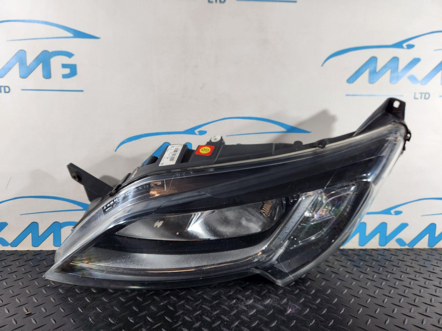 Peugeot Boxer MK3 Cargo Van Left Passenger Side Headlight Genuine 1375103080