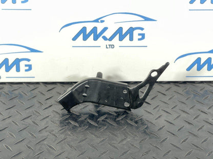 16-19 AUDI A4 B9 AVANT REAR RIGHT DRIVER O/S BOOT PANEL BRACKET 8W9863584