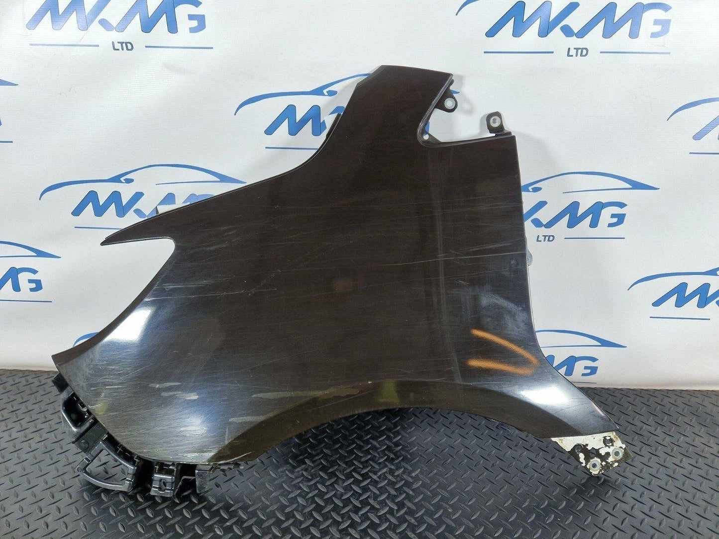 18-ON MERCEDES BENZ SPRINTER W907 FRONT LEFT PASSENGER SIDE WING FENDER