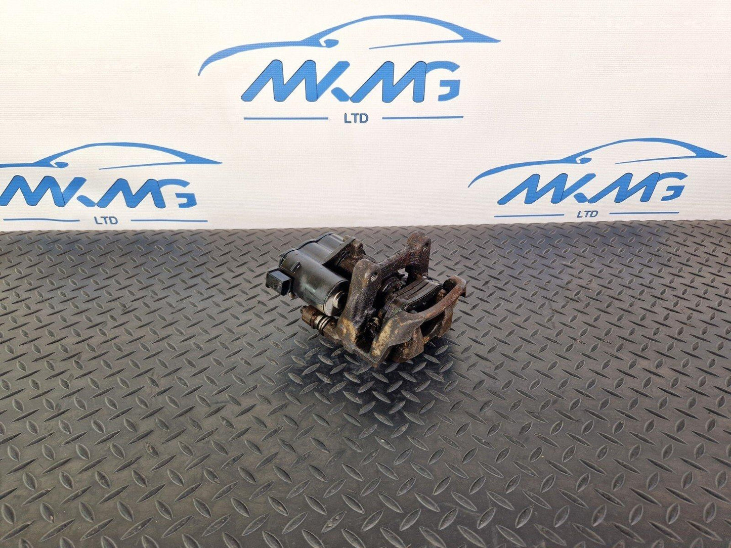 MERCEDES A B CLA W177 W247 C118 AMG REAR RIGHT DRIVER SIDE BRAKE CALIPER L72847