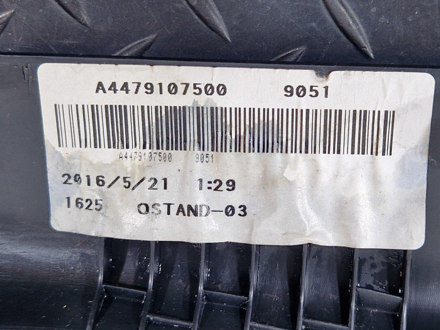 14-23 MERCEDES BENZ VITO W447 RIGHT B-PILLAR LOWER SEAT BASE TRIM A4479107500