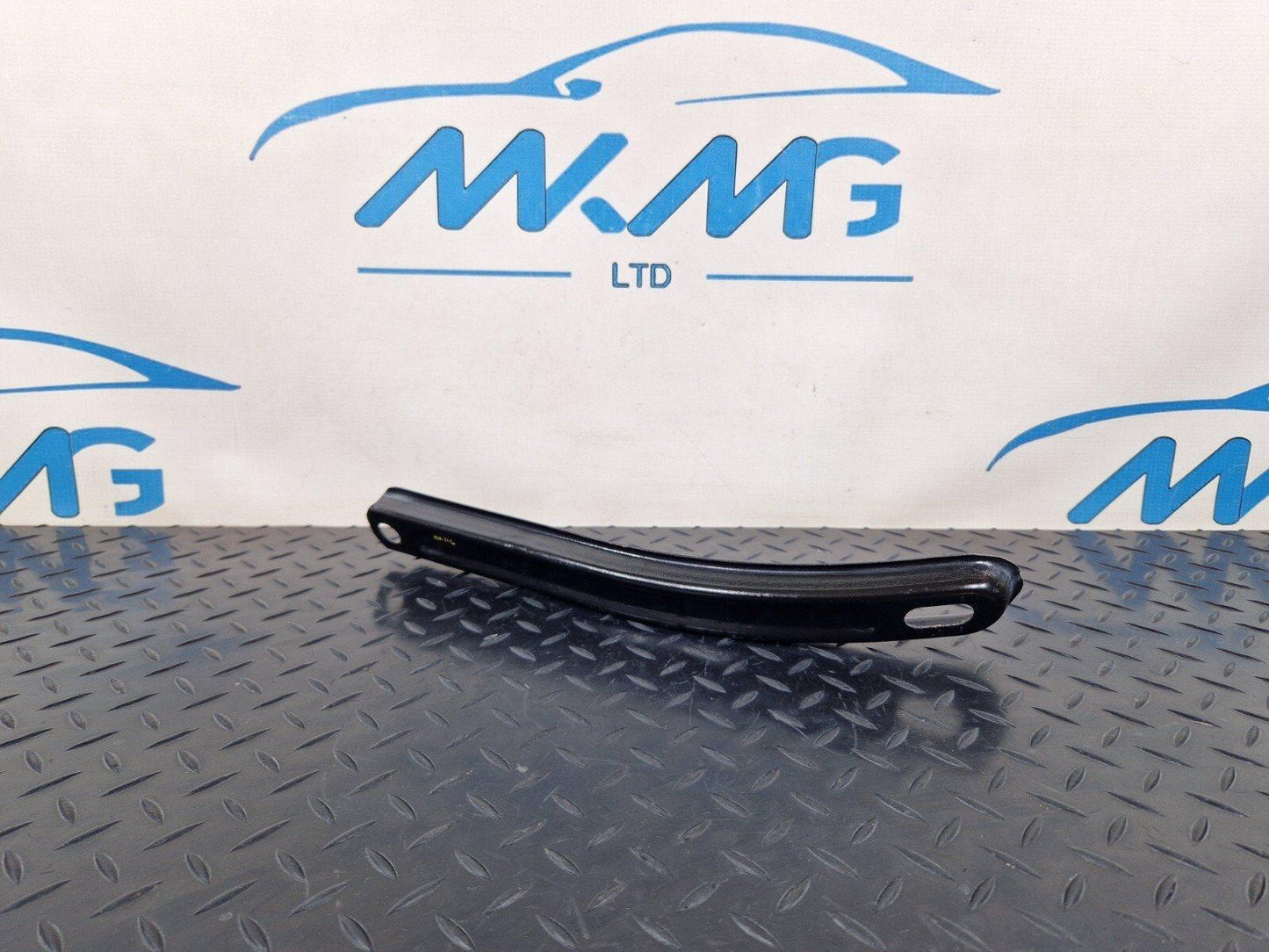 14-21 MERCEDES BENZ C200d W205 FRONT AXLE CARRIER BRACING BRACKET A2056282000