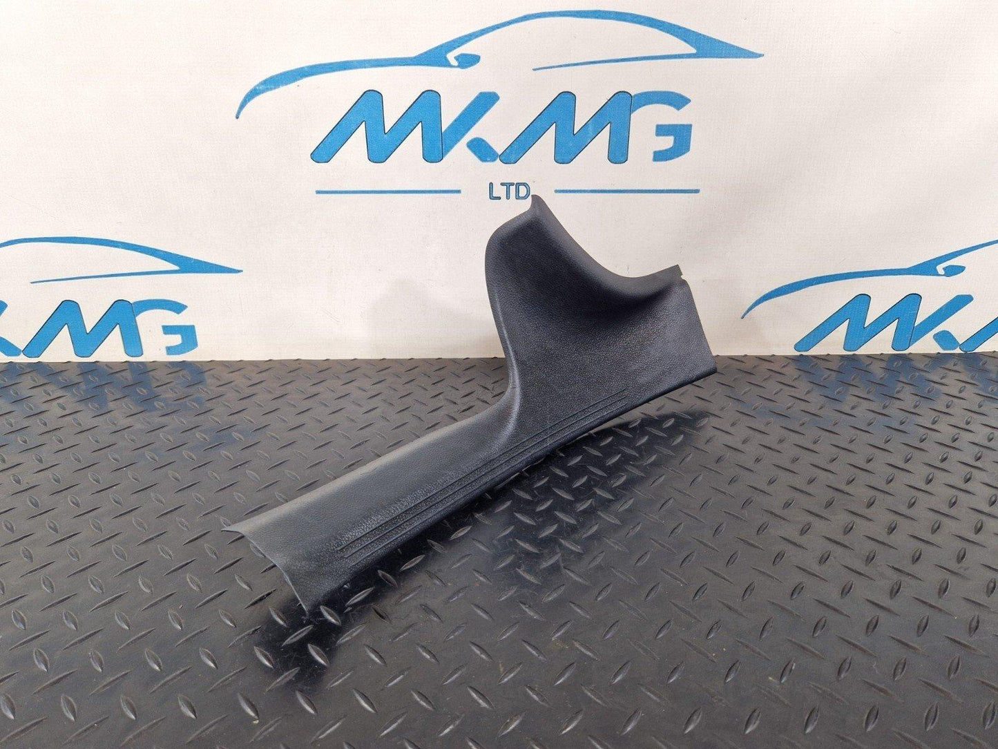 14-21 MERCEDES BENZ C300h W205 REAR LEFT SIDE INNER SILL COVER PANEL A2056860136
