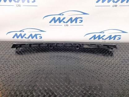 11-18 BMW 6 SERIES F06 GENUINE REAR WINDOW LOWER TRIM 7230011