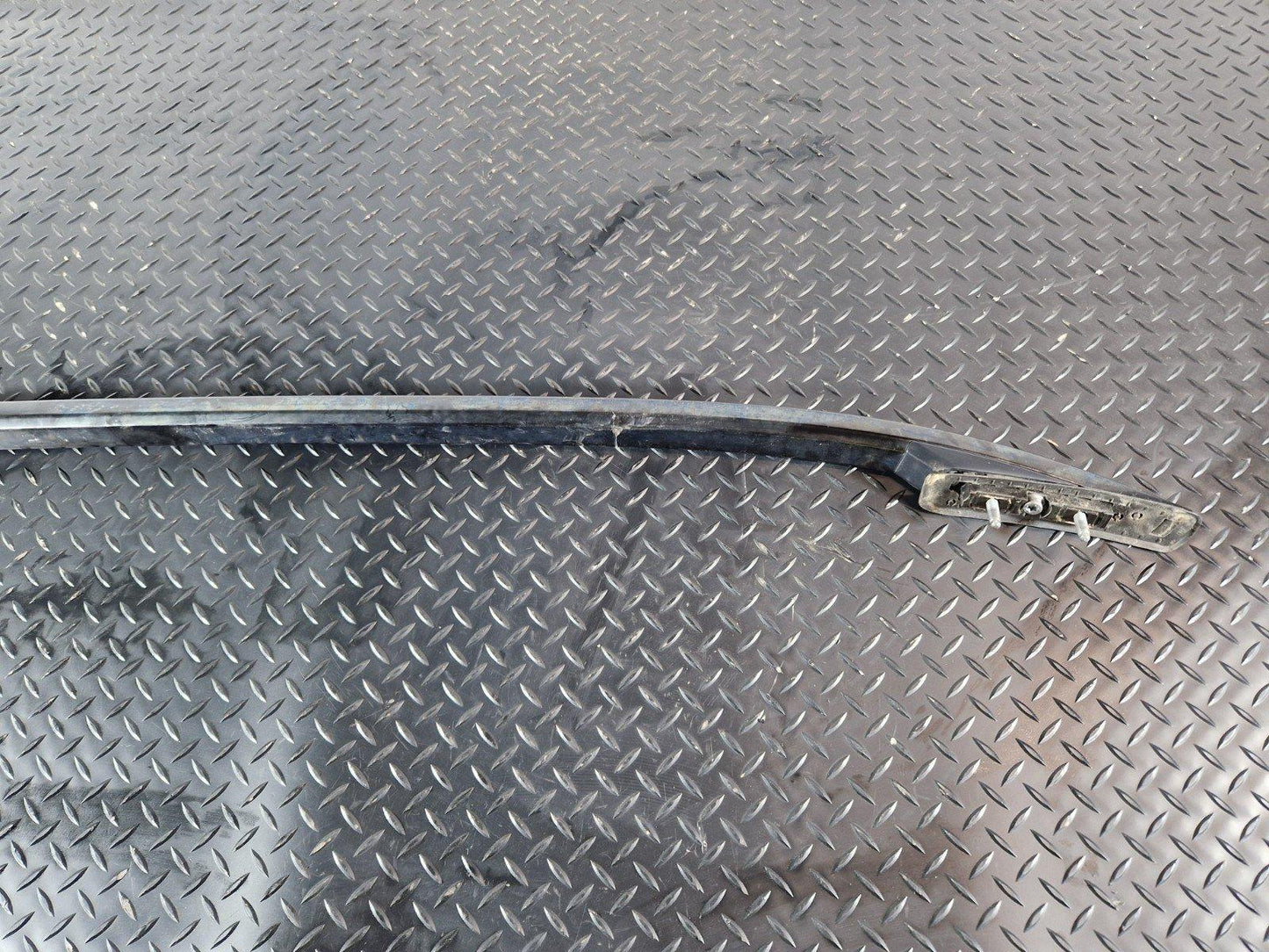 16-19 MERCEDES BENZ GLE W166 LEFT ROOF RAIL RACK BAR A1668900300