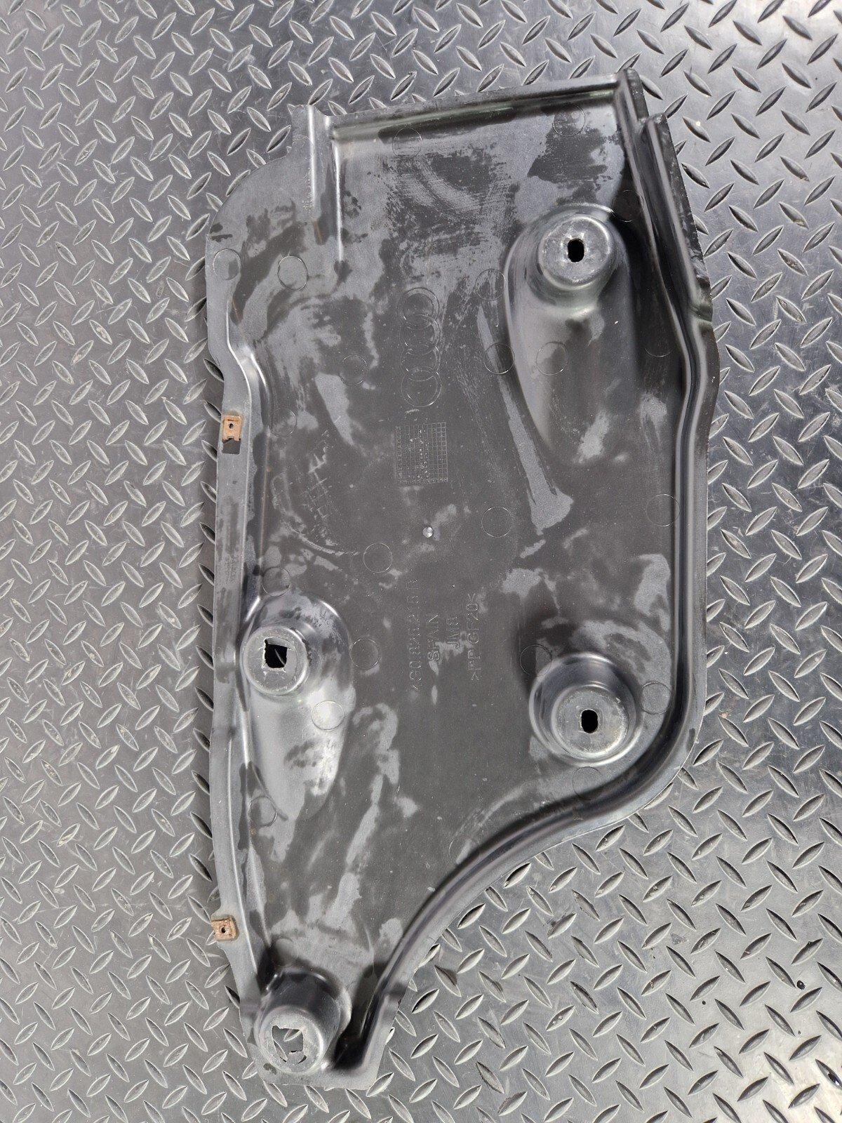 15-18 AUDI A7 4G GENUINE LEFT SIDE UNDERBODY SHIELD COVER PANEL TRIM 4G0825215B