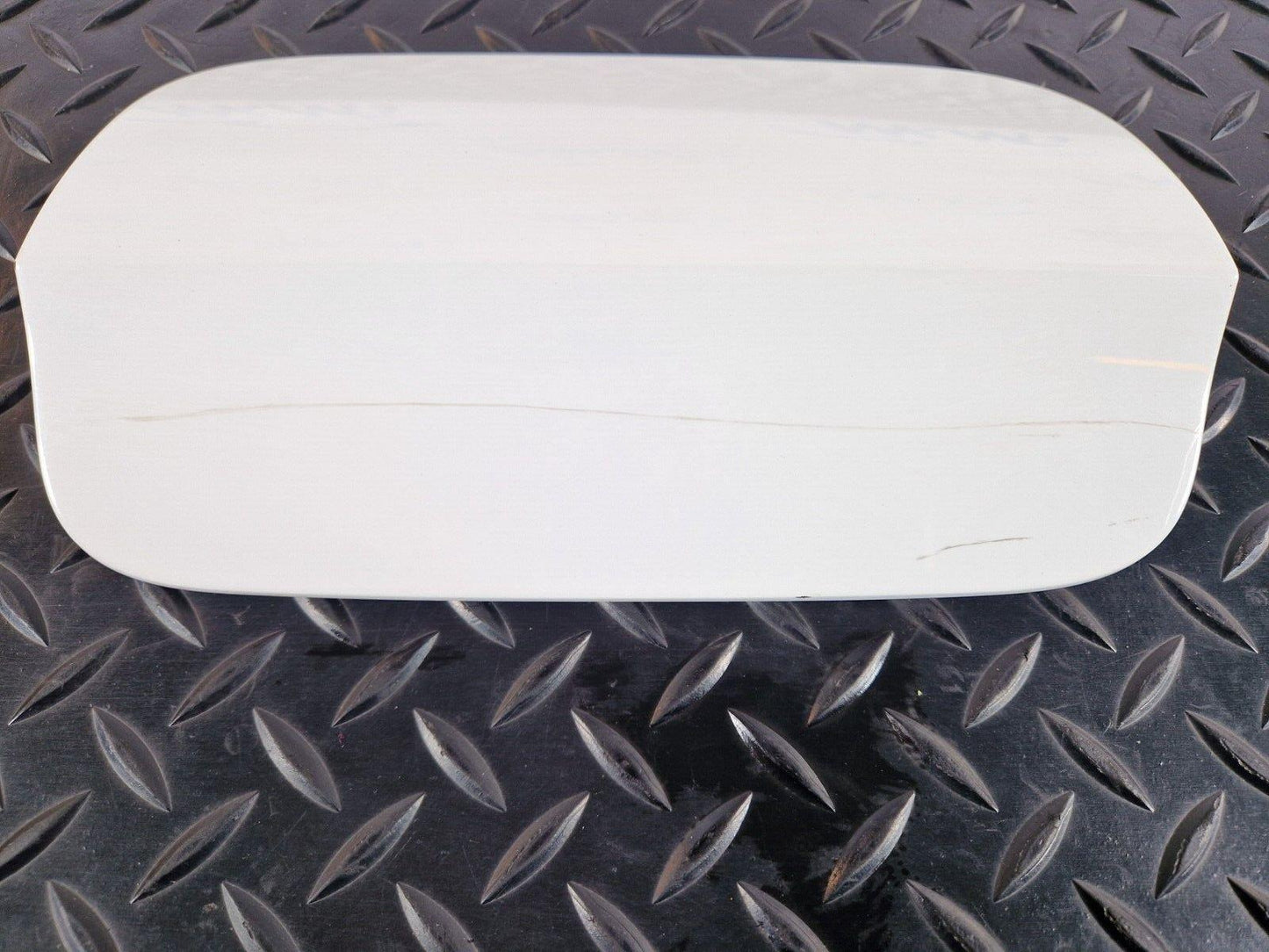16-23 AUDI S5 COUPE GENUINE REAR FUEL DOOR COVER TRIM IBIS WHITE LY9C 8W6809907