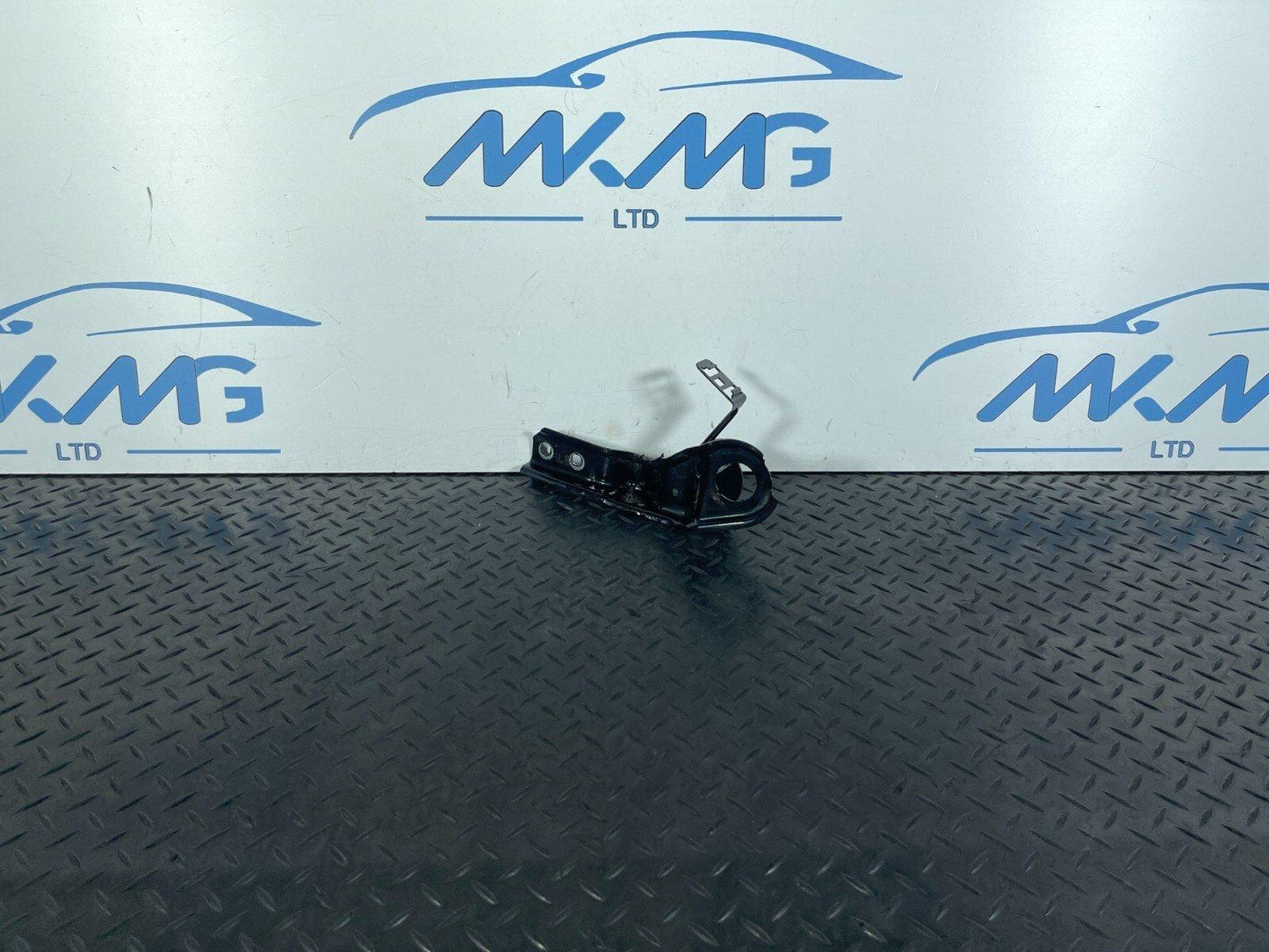 16-22 BMW X1 F48 GENUINE FRONT RIGHT DRIVER SIDE BONNET STRUT BRACKET 7355992