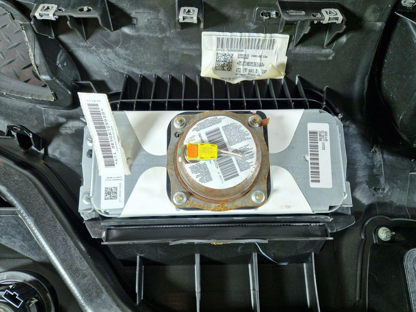 12-17 AUDI S5 8T CONVERTIBLE FRONT DASHBOARD BLACK 8T2857041D 8T2857069