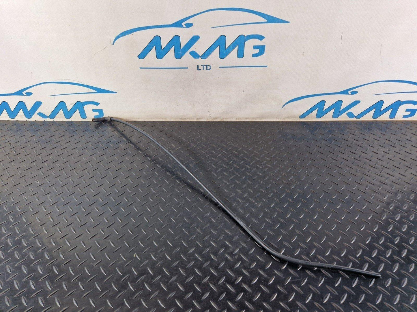 11-19 MERCEDES BENZ ML W166 GENUINE TRANSMISSION VENT HOSE A1660160000