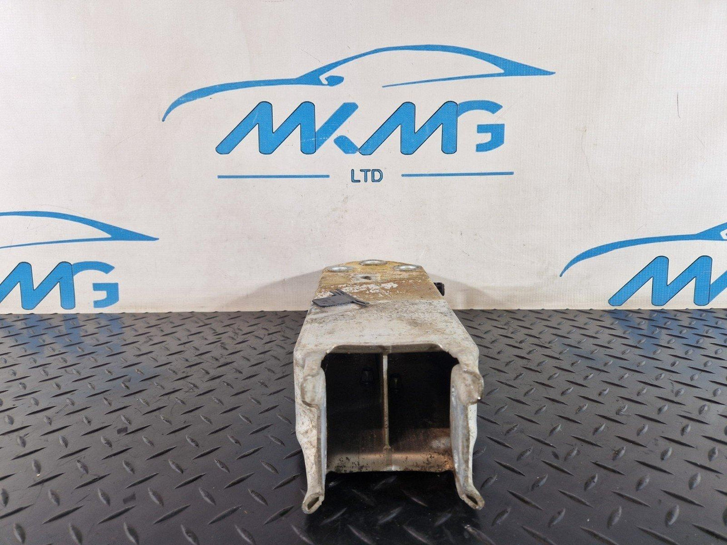 BMW 6 SERIES F13 FRONT BUMPER CRASH IMPACT ABSORBER FITS LEFT & RIGHT 7253877