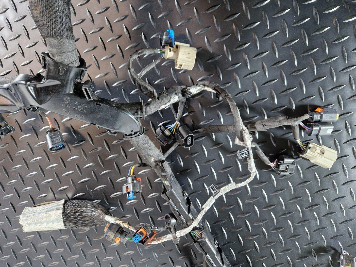 19-ON RANGE ROVER EVOQUE L551 DIESEL ENGINE WIRING LOOM HARNESS M4D312A690DB
