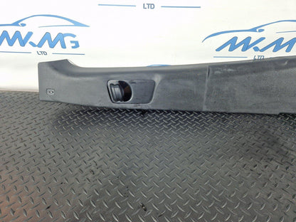 18-ON MERCEDES BENZ SPRINTER W907 W910 LEFT SIDE B PILLAR TRIM COVER A9076903200