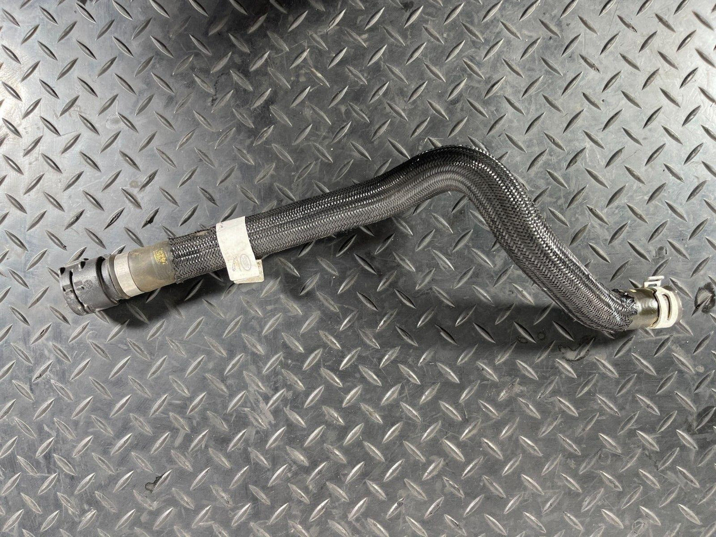 2019-ON  LAND ROVER DISCOVERY L550 RADIATOR COOLANT HOSE PIPE K8D2-8B504-CA