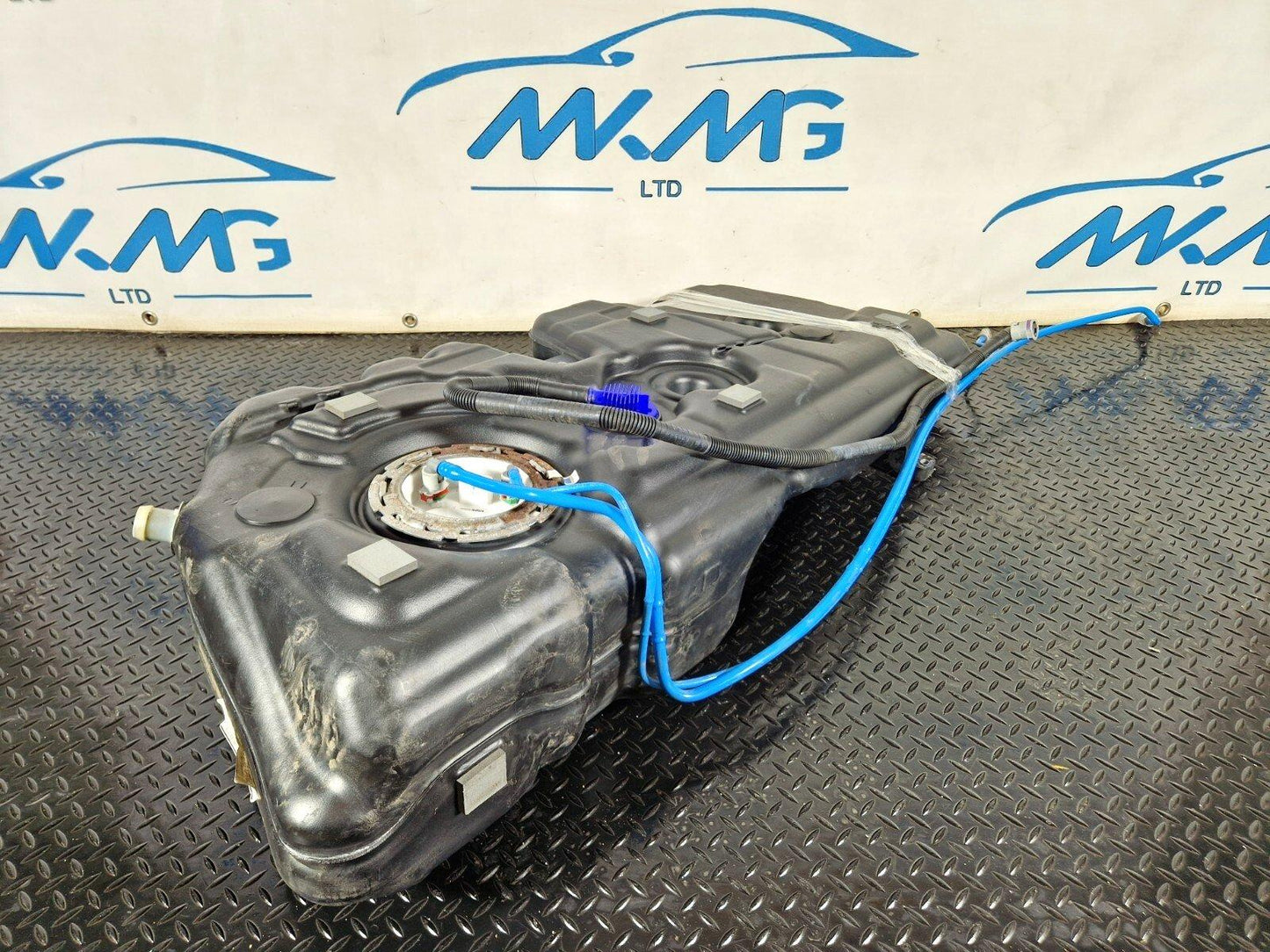 14-21 BMW 2 SERIES F45 F46 GENUINE DIESEL FUEL TANK & PUMP  7300382 53L 7300483
