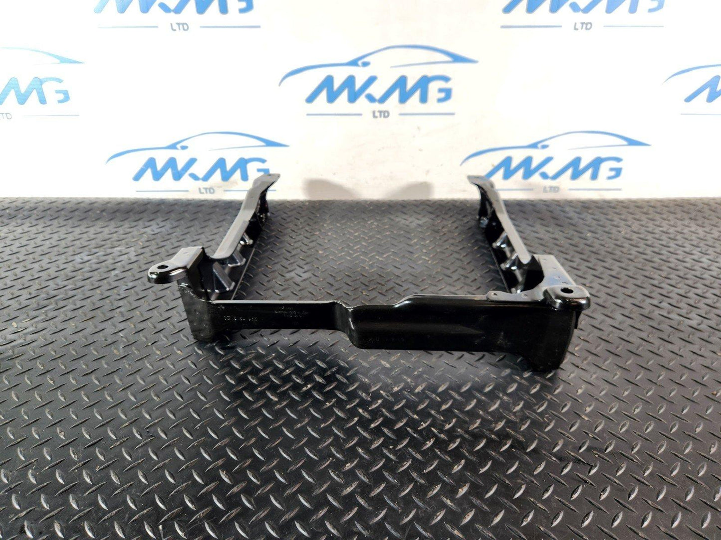 10-18 VW TOUAREG 7P FRONT LEFT PASSENGER N/S SEAT BASE FRAME 7P0881677B