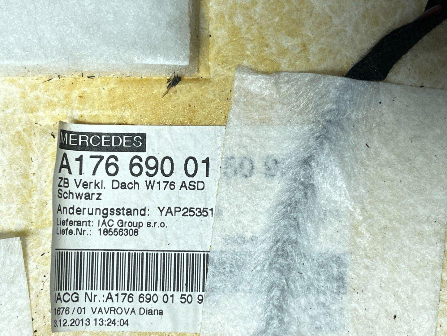 12-18 MERCEDES A-CLASS W176 AMG GENUINE ROOF HEADLINER BLACK A17669001509