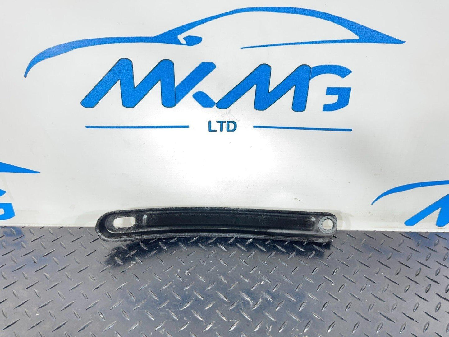 14-21 MERCEDES BENZ C350e W205 FRONT BUMPER CRASH BAR 2x BRACKETS A2056282000