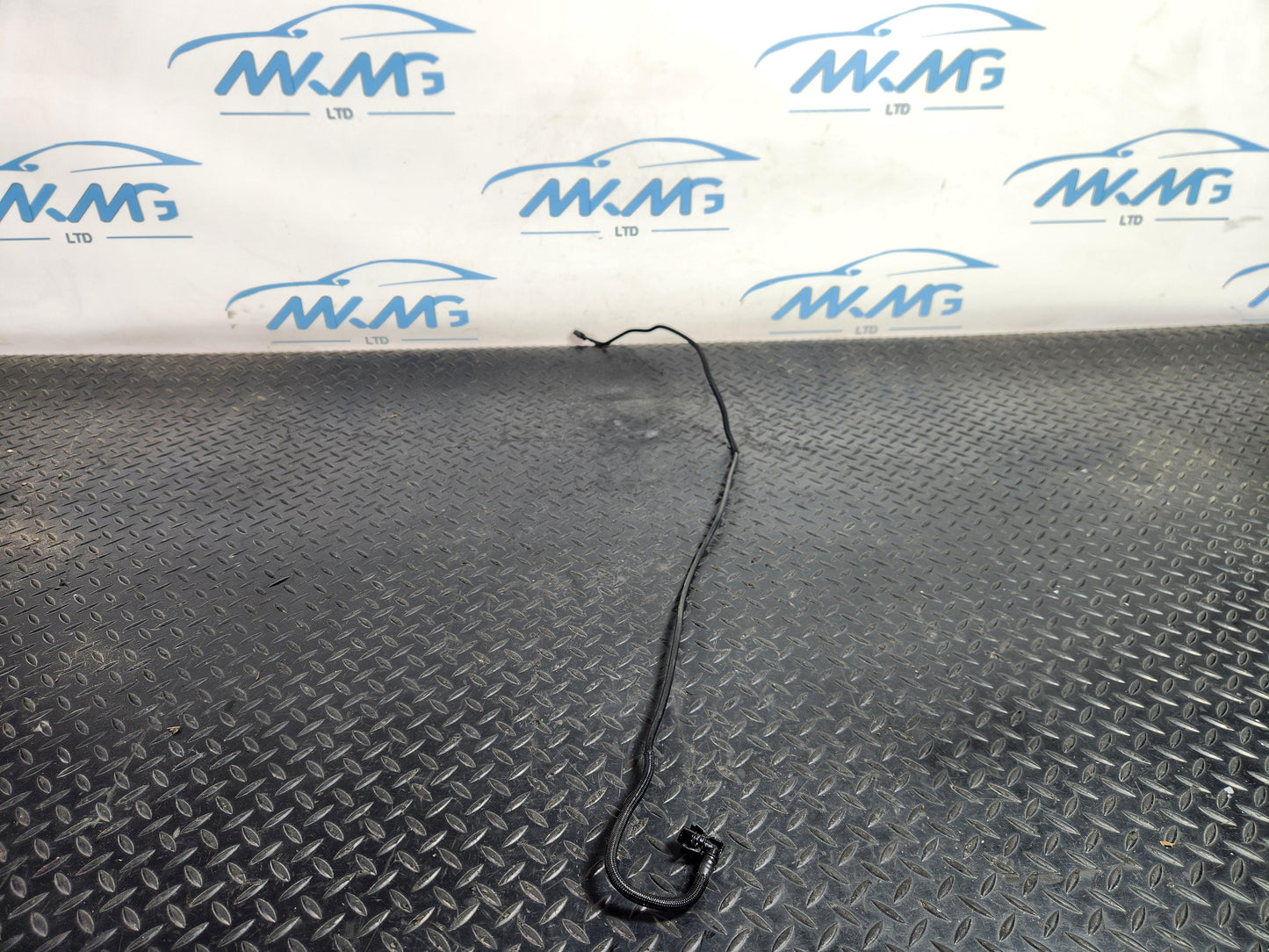 2012 - 2018 Land Rover Range Rover Evoque L538 Coolant Hose Pipe GJ32-8C012-AA
