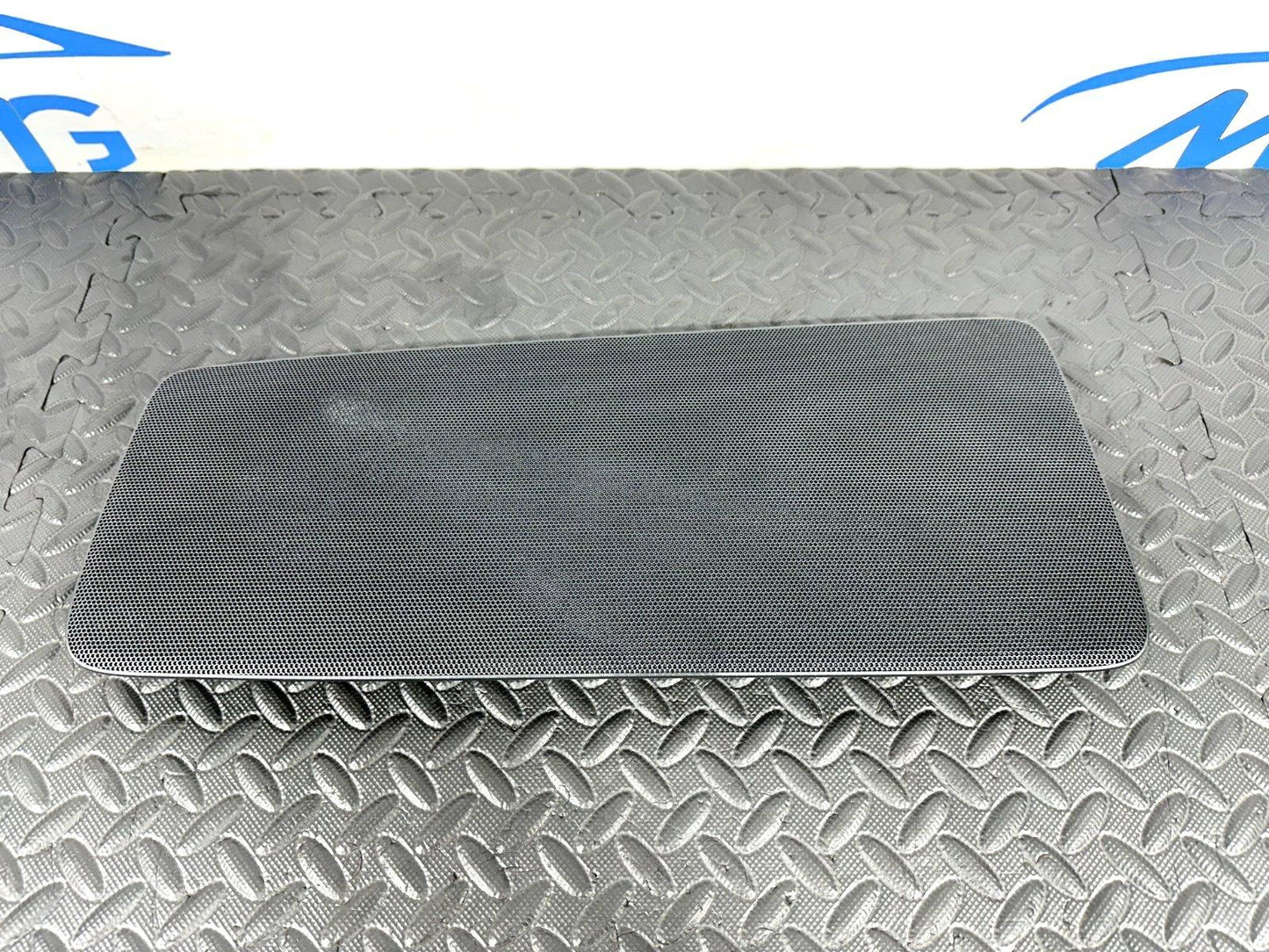 16-19 AUDI A4 B9 GENUINE  DRIVERS SIDE SHELF GRILL SPEAKER COVER TRIM 8W5035406