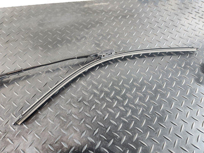 16-22 MERCEDES BENZ X253 GENUINE WINDSCREEN LEFT N/S WIPER ARM COVER A2058240219