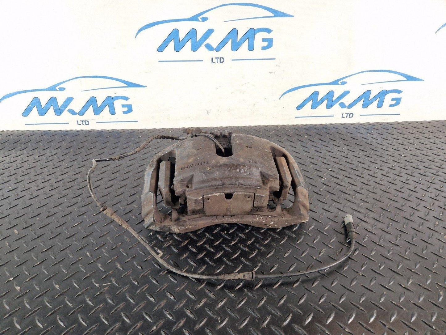 11-18 BMW 6 SERIES F13 GENUINE OEM FRONT LEFT N/S BRAKE CALIPER HOUSING 6786817