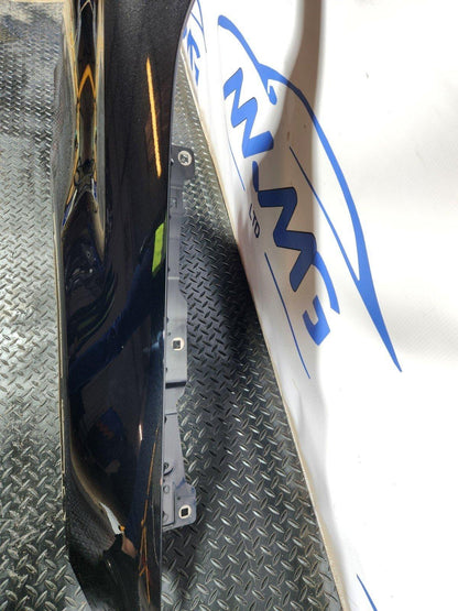 16-22 MERCEDES X253 FRONT RIGHT O/S DRIVER SIDE WING PANEL FENDER IN BLACK 197