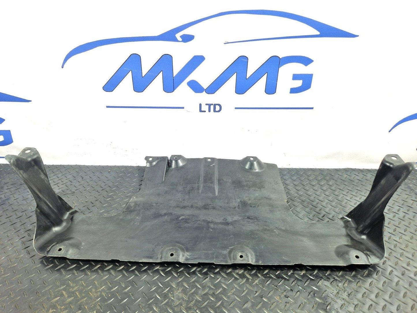 10-18 VW TOUAREG 7P GENUINE ENGINE UNDERTRAY COVER PANEL 7P0825285