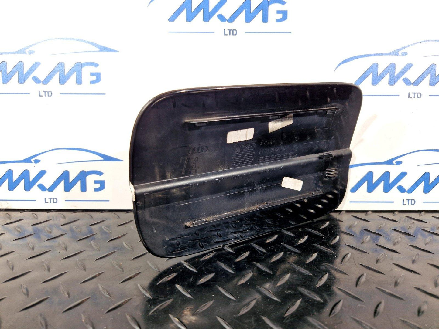 16-19 AUDI A4 B9 GENUINE FUEL DOOR IN BLACK LY9B 8W0809907